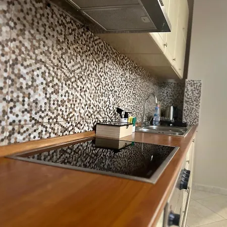 New Bazaar Area, Modern 1br, Private Parking, Ines Apartman Tirana