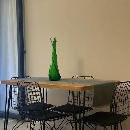 New Bazaar Area, Modern 1br, Private Parking, Ines Apartman